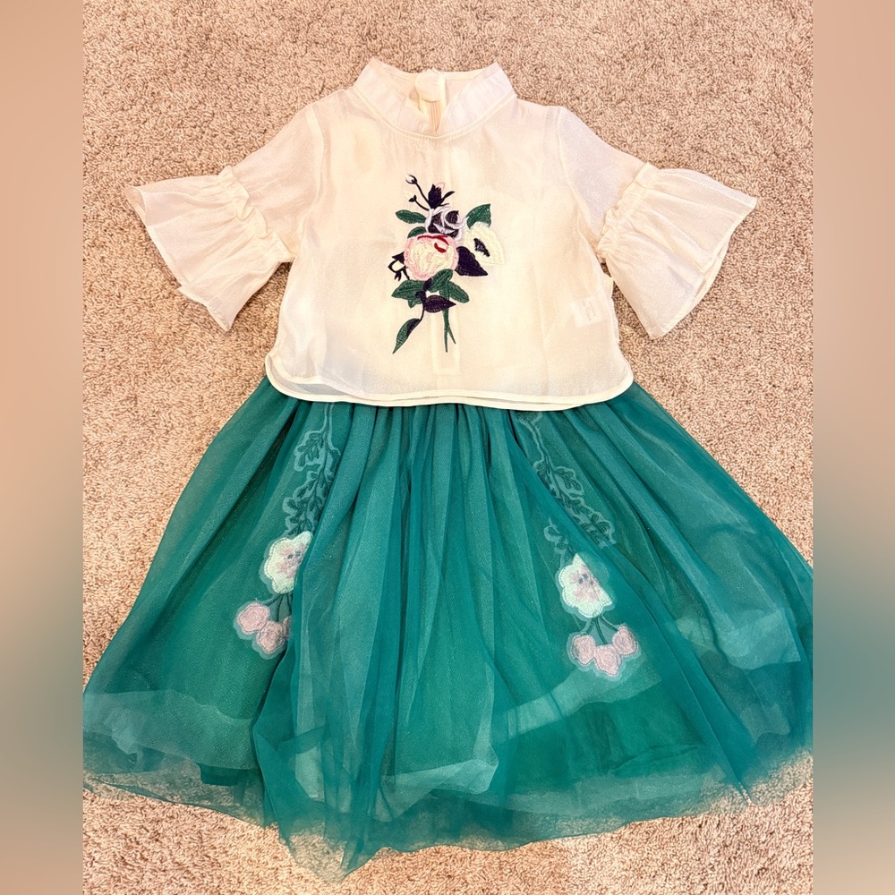 Girls Green Tulle Embroidered Floral Dress with Sheer Ruffle Top Size 120cm